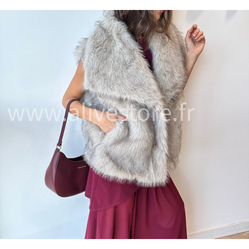 Veste Lia sans manches en fausse fourrure – gris ou noir | ALIVE STORE