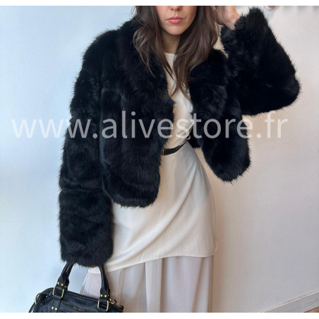 Veste Mia courte en fausse fourrure – beige ou noir | ALIVE STORE