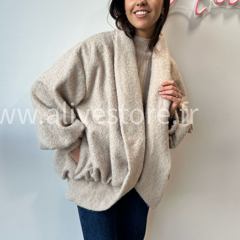 Veste Naya oversize effet fourrure femme – Alive Store